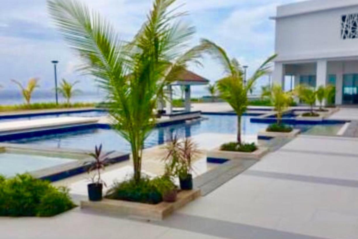 Dreamlike Arterra Hotel-Apartment Cebu Seaside Lapu-Lapu City Bagian luar foto